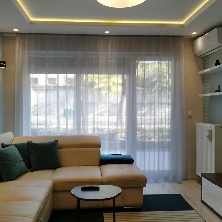 Luna Apartment Budapest Exteriör bild